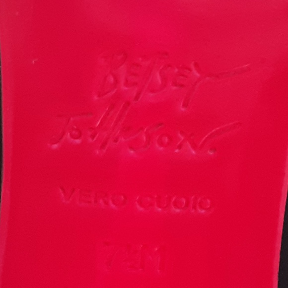 Betsey Johnson Black Pink Bottom Pumps Size 7 1/2 - Picture 2 of 13